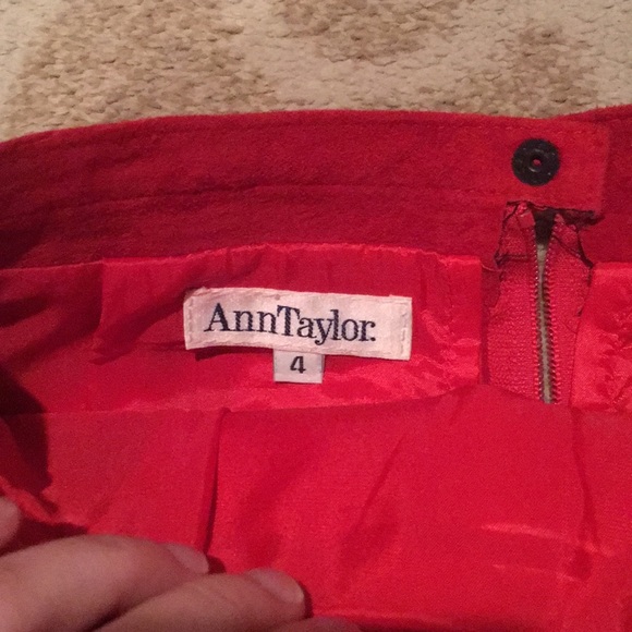 Ann Taylor size for leather skirt - Picture 5 of 6